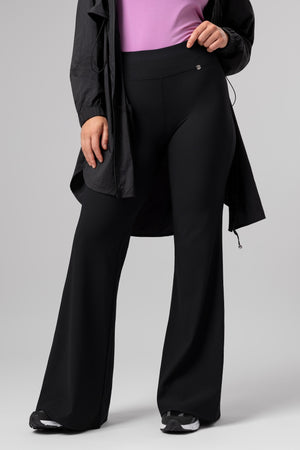 lelosi_move_relaxed legíny elowen_0