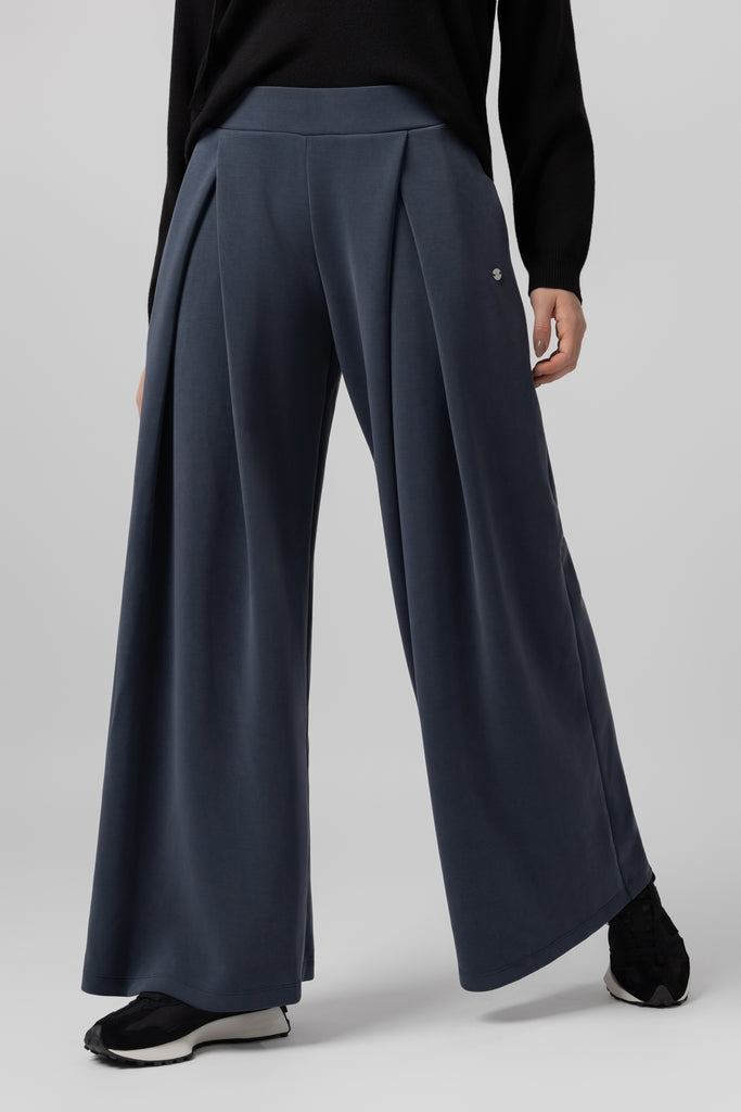 lelosi chicline relaxed nohavice azurea 0